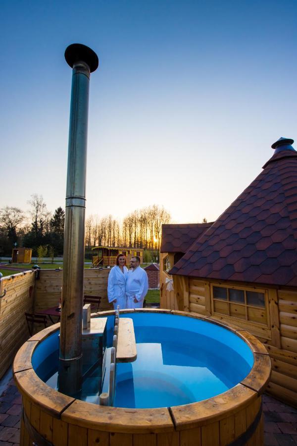 Kota Scandinave Avec Son Bain Nordique Privatif - Gite Du Moulin 62130 Pierremont Eksteriør billede